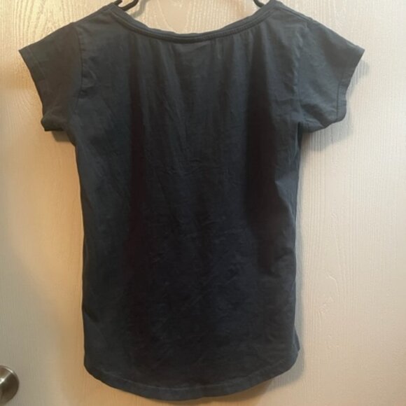 Book of Kells Foil Alphabet Celtic Knot T-shirt Women's Small - Picture 5 of 5